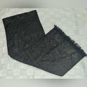 EUC Women’s Fashion Scarf 60in Long 11in Wide